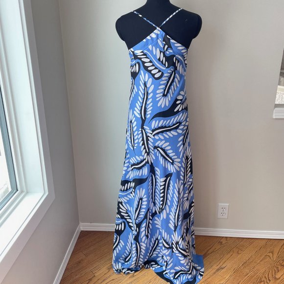 Diane Von Furstenberg Barths Maxi Dress in Riviera Buds Multi Cornflower Print - Picture 4 of 16